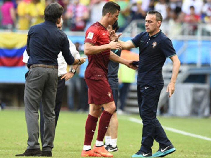 Portugal coach Bento angry with ref, says penalty was forced