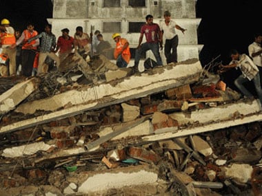 Four-storey building collapses in Delhi, 7 people dead