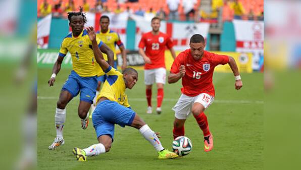 Alex Oxlade-Chamberlain will be fit for World Cup, says Roy Hodgson
