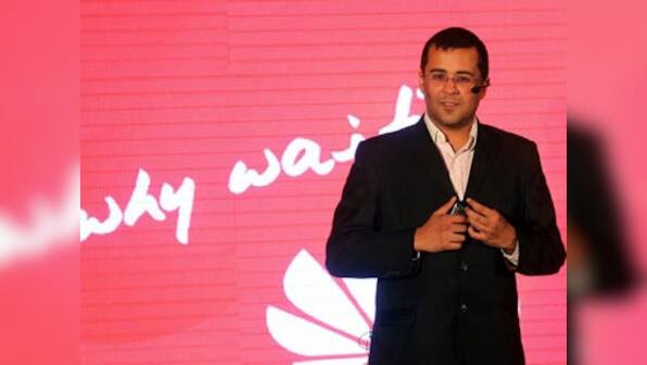 One day @ power ministry: Goyal ropes in Chetan Bhagat for pep talk