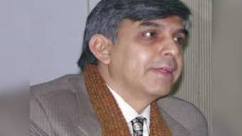 DU Vice Chancellor Dinesh Singh quits over FYUP row