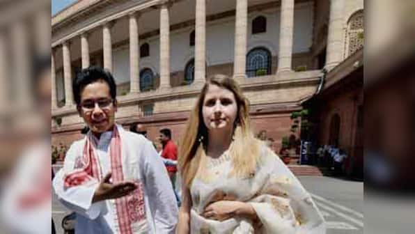  16th Lok Sabha starts with rise of Modi fans in Congress ranks