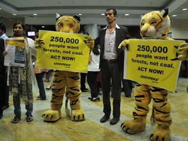 Home Ministry asks RBI to block foreign funding to Greenpeace India Home Ministry asks RBI to block foreign funding to Greenpeace India