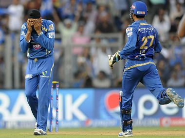 Who wants to give Harbhajan a hug? He's feeling ignored Who wants to give Harbhajan a hug? He's feeling ignored