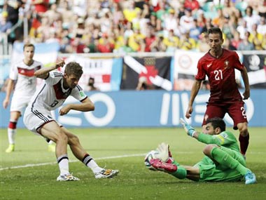 Forget shackled Ronaldo: Germany's Mueller is man to watch Forget shackled Ronaldo: Germany's Mueller is man to watch