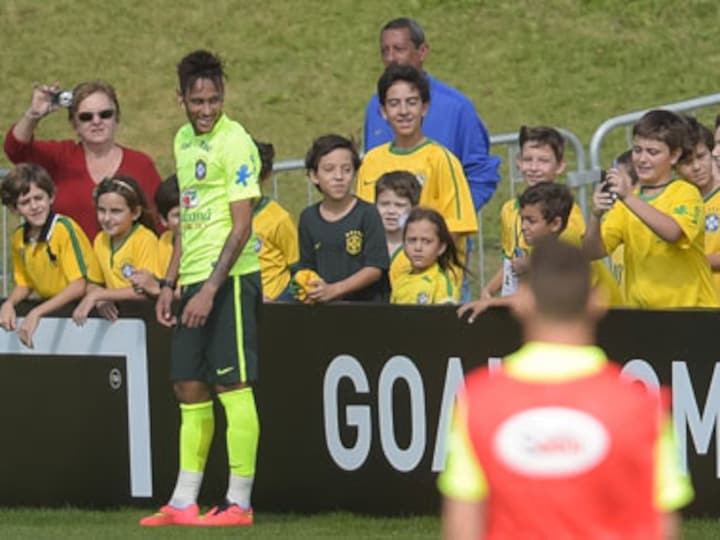 World Cup 2014: Brazil expects, hopes to kill off ghost of 1950