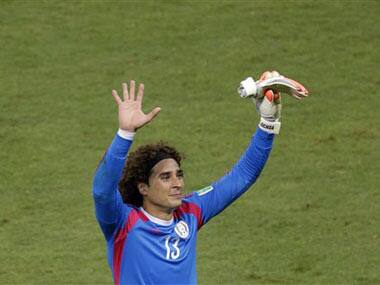 Liverpool want Mexican Ochoa as goalkeeper