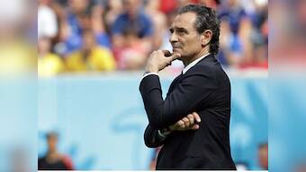 The drastically different styles of World Cup coaches