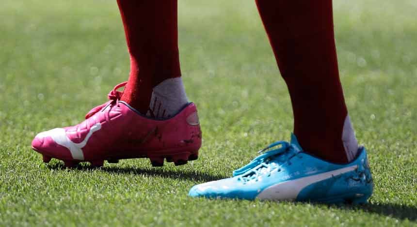 With the FIFA World Cup beginning in a few days' time, we thought we'd take a look at the shoes that will be helping our favourite football players fly across the field. Banish the thought of plain cleats from your mind and take a look at these technicolour beauties. Let's begin with Puma. The company is pushing the envelope by putting its athletes in one pink shoe and one blue shoe. Apparently, this will make it easier to tell which foot that player delivers goals with: Pink is right and blue is left. Look for Spain's Cesc Fabregas and Italy's Mario Balotelli in the boots. (Text & image: AP)