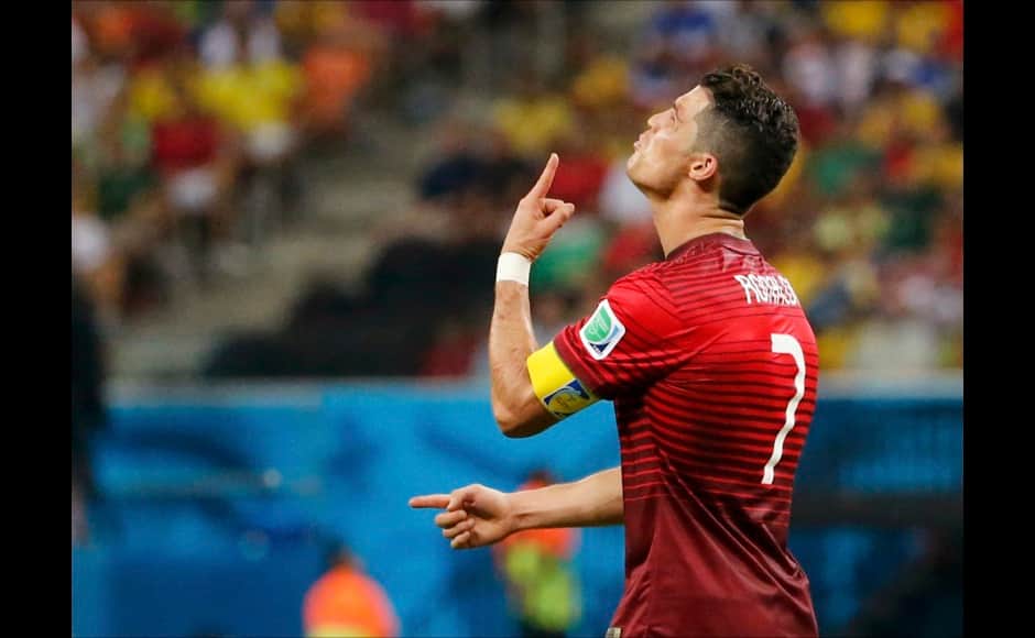 Portugal's Cristiano Ronaldo reacts after missing a scoring opportunity during their 2014 World Cup G soccer match against the U.S. at the Amazonia arena in Manaus June 22, 2014. REUTERS