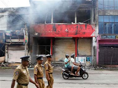 Friday prayers cut short in Sri Lanka amid anti-Muslim sentiment Friday prayers cut short in Sri Lanka amid anti-Muslim sentiment