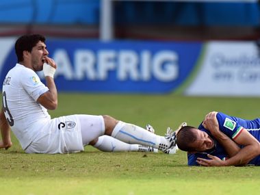 Italy defender Giorgio Chiellini 'admires' Uruguay striker Luis Suarez for biting him at 2014 World Cup Italy defender Giorgio Chiellini 'admires' Uruguay striker Luis Suarez for biting him at 2014 World Cup