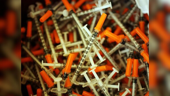 NPPA sets deadline to lower prices of syringes and needles; manufacturers volunteer, set trade margin at 75%