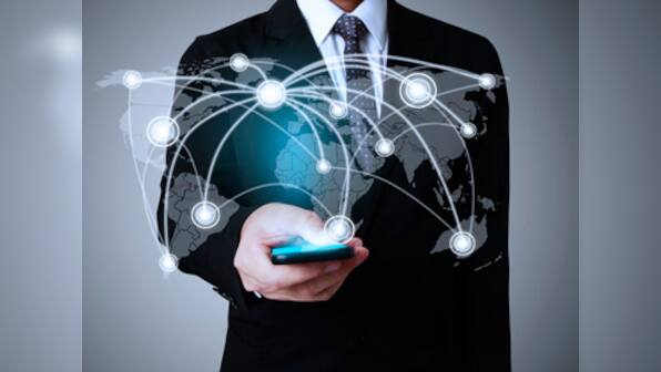 What drives CXOs' mobile device purchasing decisions?