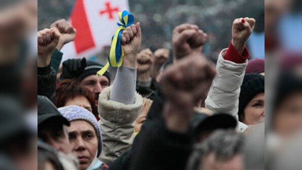 Ukraine ceasefire talks begin in Belarus