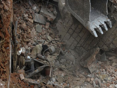 Chandigarh: Building collapses after fire, 2 firemen dead Chandigarh: Building collapses after fire, 2 firemen dead