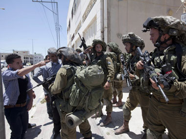 Israel re-arrests freed Palestinian prisoners over missing teens Israel re-arrests freed Palestinian prisoners over missing teens