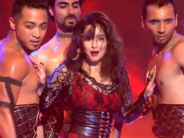 Jhalak Dikhhla Jaa 7: Madhuri danced... We wish she hadn't Jhalak Dikhhla Jaa 7: Madhuri danced... We wish she hadn't