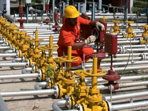 Oil prices rise after OPEC forecasts supply deficit next year amid rising US inventories Oil prices rise after OPEC forecasts supply deficit next year amid rising US inventories