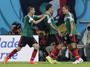 Mexico cruise past Croatia to enter World Cup knockouts for 6th straight time Mexico cruise past Croatia to enter World Cup knockouts for 6th straight time