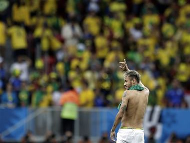 No pressure when you are living your dream: Neymar No pressure when you are living your dream: Neymar