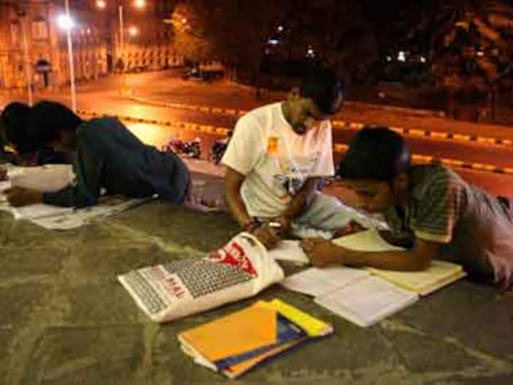 Jaipur's Gaurav Agrawal tops Civil Services exam 2013