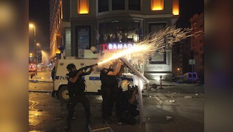Turkey: Two dozen anti-government activists put on trial