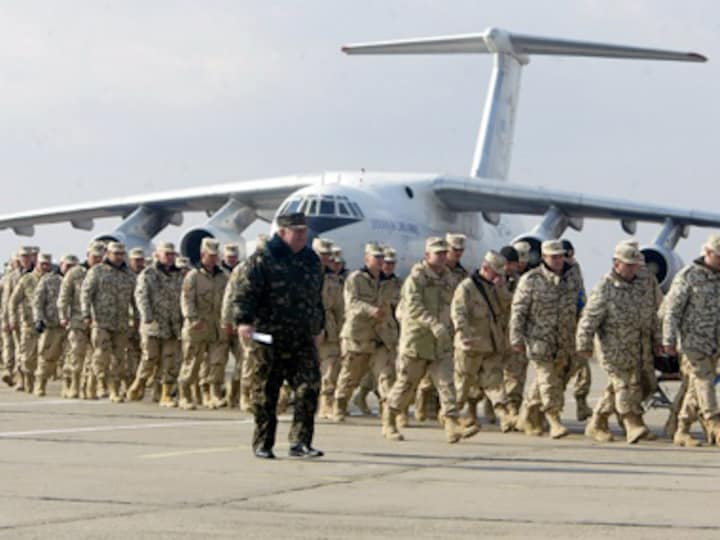 Top Ukrainian general says Russian invasion imminent