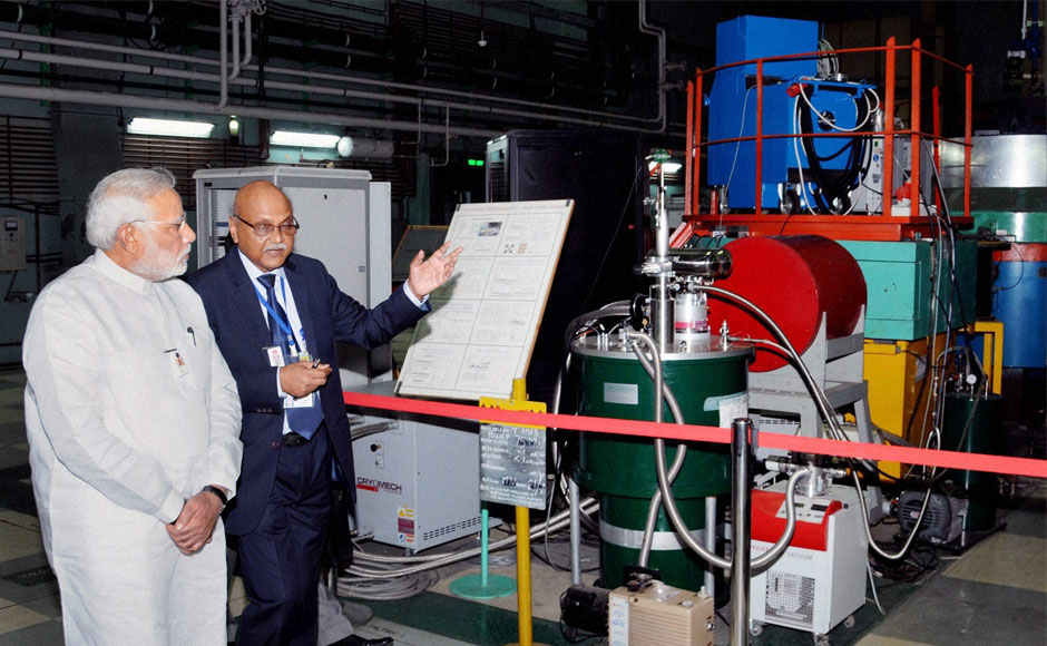 Photos: PM Modi checks India's nuclear pulse on Mumbai visit Photos: PM Modi checks India's nuclear pulse on Mumbai visit