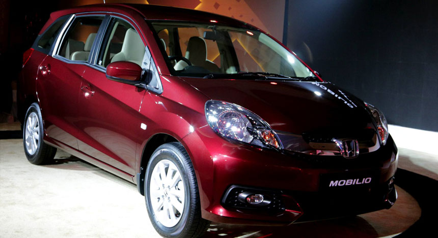 Photos: The Innova killer? Honda launches its new MPV Mobilio Photos: The Innova killer? Honda launches its new MPV Mobilio