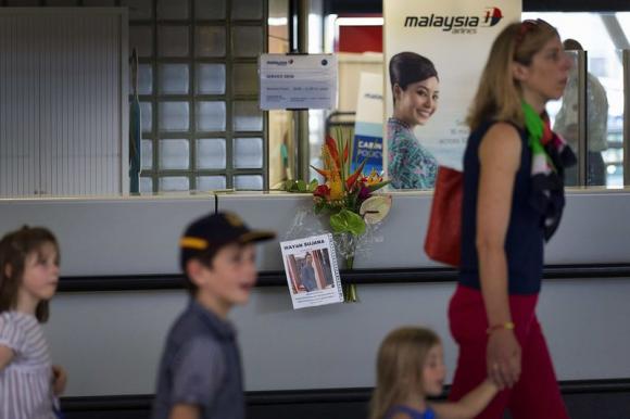 MH17 tragedy: Malaysia Airlines could be sued for flying over 'unsafe' air space MH17 tragedy: Malaysia Airlines could be sued for flying over 'unsafe' air space