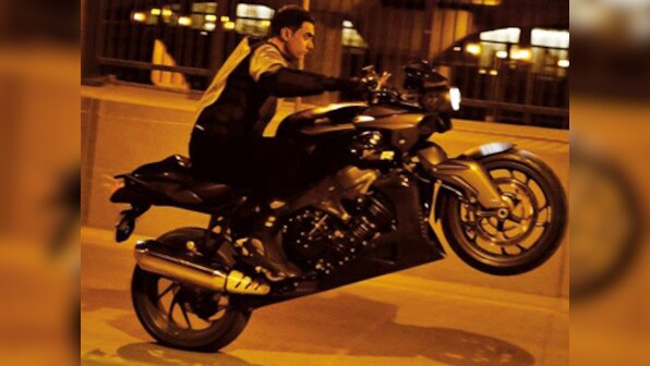 Dhoom:3 takes China by storm, debuts in the top ten chart