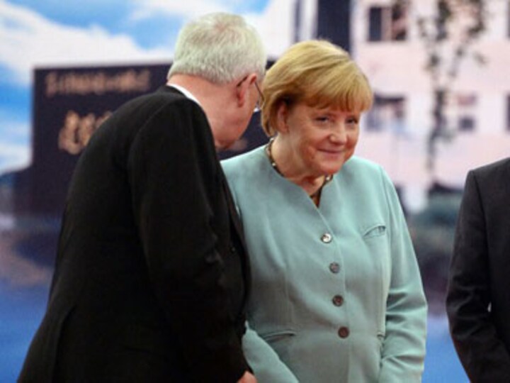 US promises to work with Germany to resolve spy row