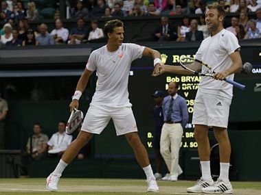 Sock, Pospisil beat Bryans in Wimbledon final Sock, Pospisil beat Bryans in Wimbledon final