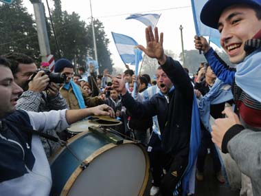 Argentina's gutsy World Cup team welcomed home by thousands of fans Argentina's gutsy World Cup team welcomed home by thousands of fans