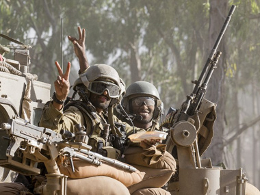 Gaza: Israel targets tunnels, rocket launching sites to weaken Hamas Gaza: Israel targets tunnels, rocket launching sites to weaken Hamas