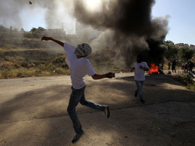 UN chief Ban Ki-moon heads to Gaza as death toll rises to 334 UN chief Ban Ki-moon heads to Gaza as death toll rises to 334