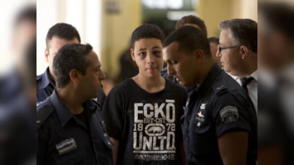 Beaten up Palestinian-US teen sent to 9 days house arrest by Israel court