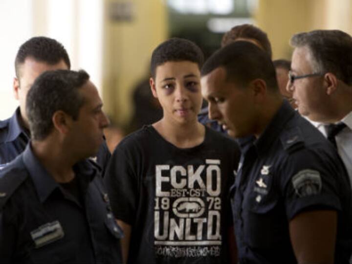 Beaten up Palestinian-US teen sent to 9 days house arrest by Israel court