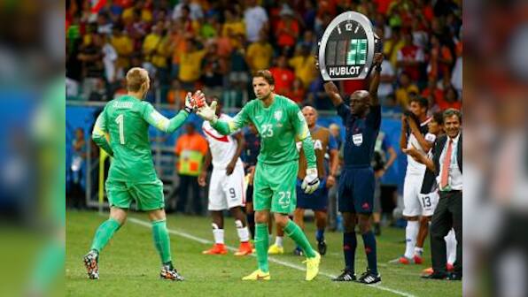 Louis van Gaal kept keeper Jasper Cillessen in dark over switch