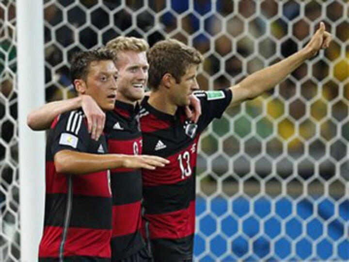 Watch: Brazilian players become invisible... literally