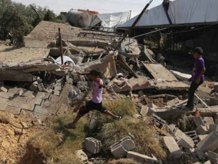 Hamas vows revenge after seven militants killed in Israeli strikes 