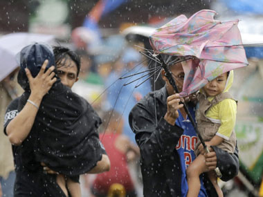 Philippines evacuates 700,000 ahead of powerful typhoon Philippines evacuates 700,000 ahead of powerful typhoon