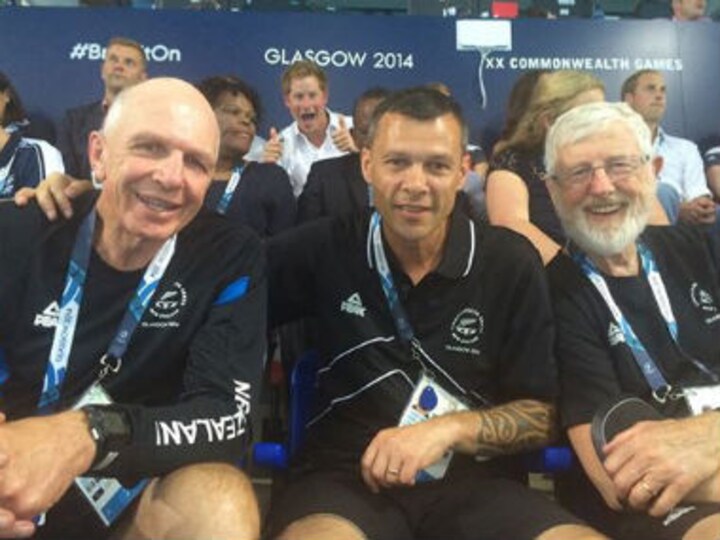 After Queen Elizabeth, Prince Harry joins photobomb trend at CWG 