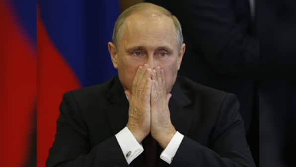 US, EU slap Russia with fresh sanctions, arms embargo