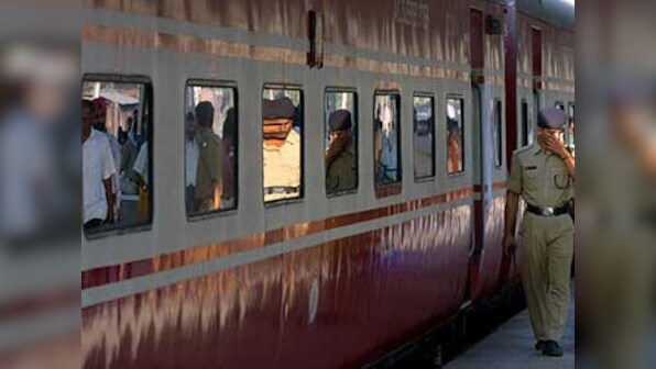 Six passengers injured after miscreants throw stones at Sealdah-Rajdhani Express in Bihar