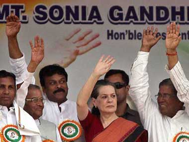 Sonia Gandhi holds meeting over LoP issue with Cong MPs Sonia Gandhi holds meeting over LoP issue with Cong MPs