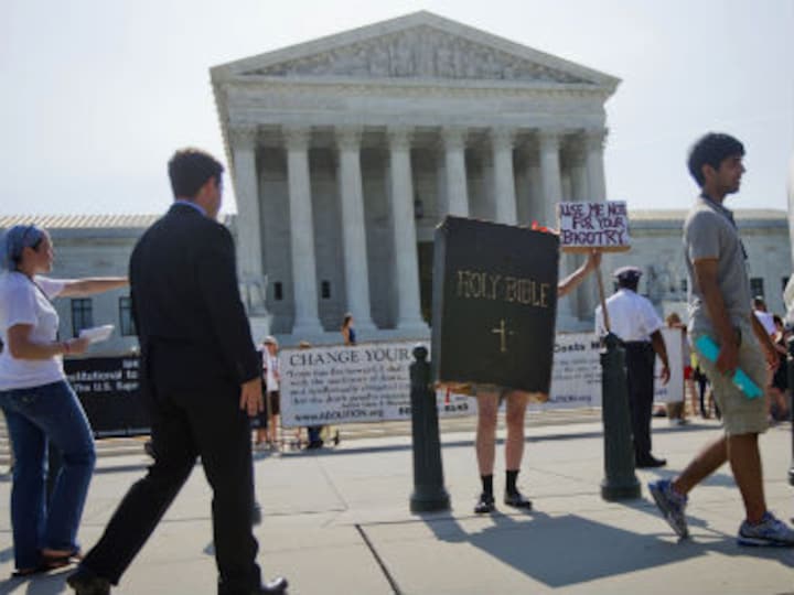 US Supreme Court poised to uphold Donald Trump's controversial travel ban