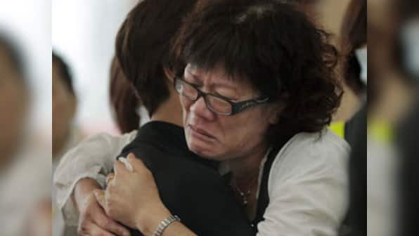 Taiwan crash: TransAsia Airways apologises as relatives blast chairman