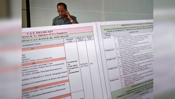 Now you can link Aadhaar with your PF account via UMANG app using biometric details; read how